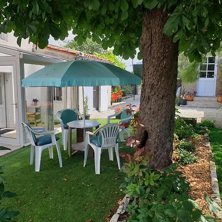 Tusson Chambres D'Hotes Charente Екстериор снимка