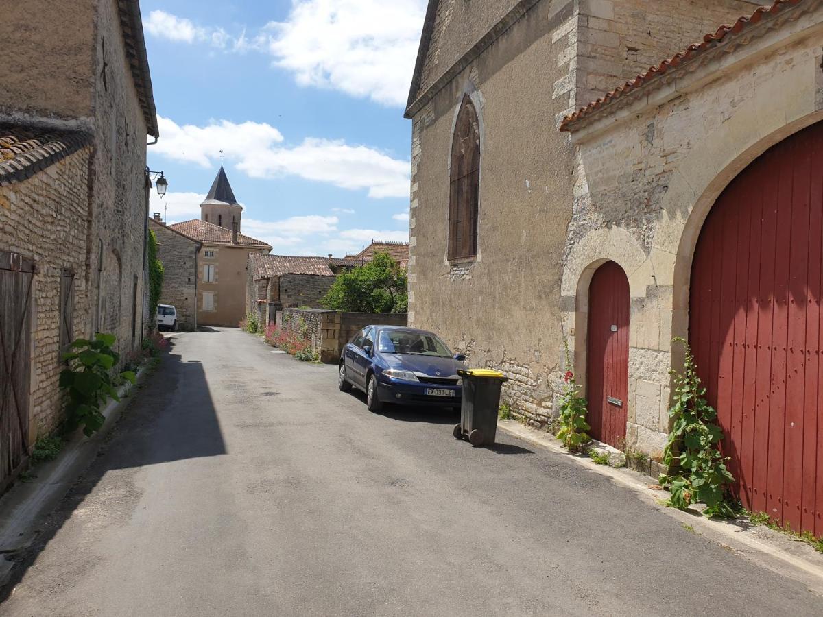 Tusson Chambres D'Hotes Charente Екстериор снимка