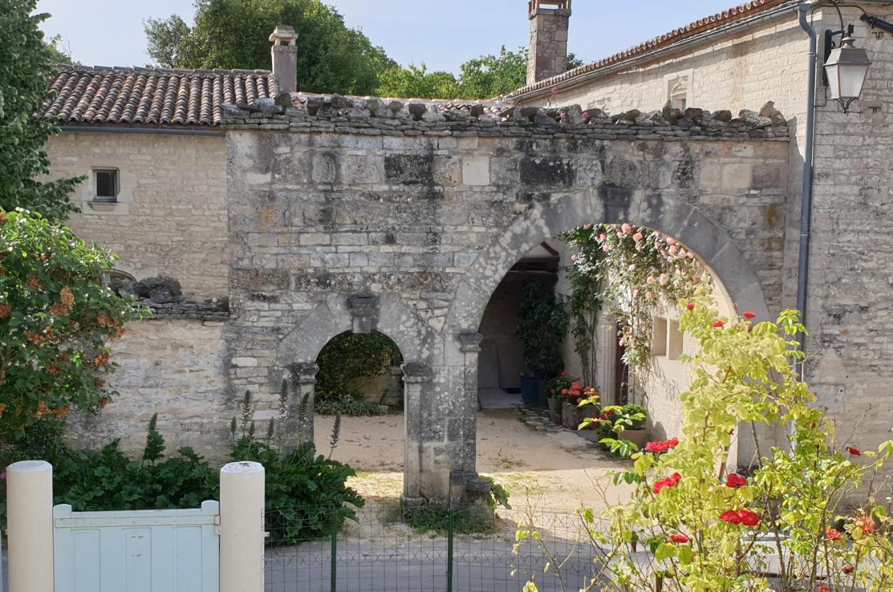 Tusson Chambres D'Hotes Charente Екстериор снимка