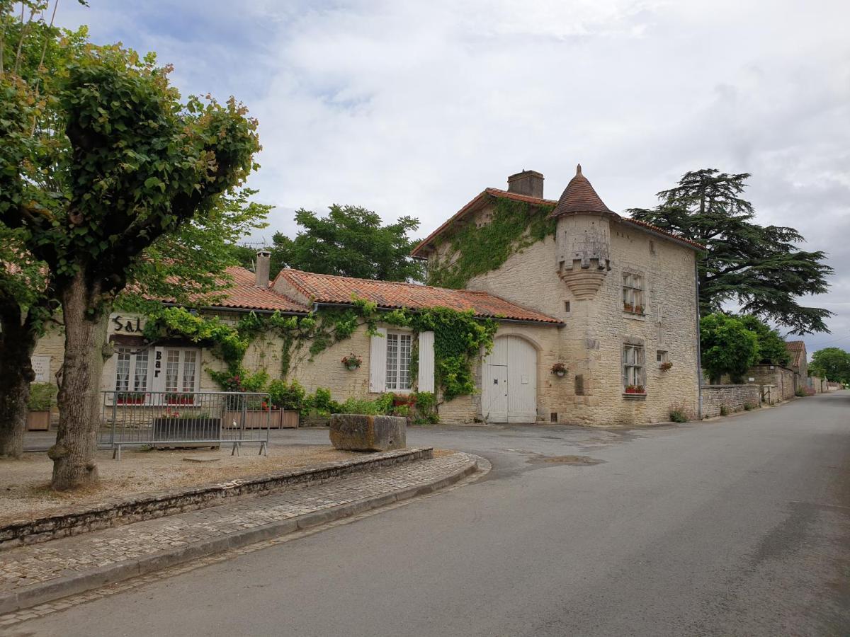 Tusson Chambres D'Hotes Charente Екстериор снимка